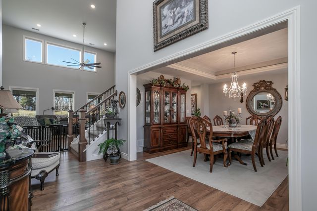 5602 N LIGHTPOST CT, Columbia, MO 65201