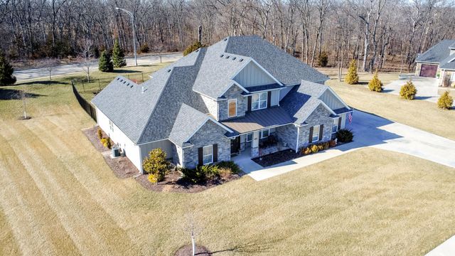 5602 N LIGHTPOST CT, Columbia, MO 65201