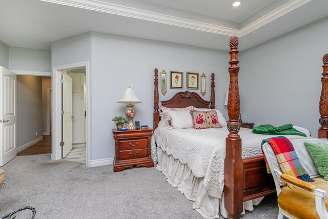 5602 N LIGHTPOST CT, Columbia, MO 65201