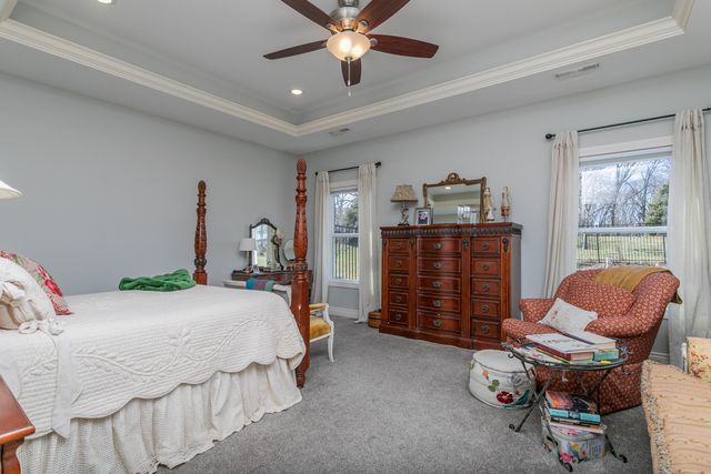 5602 N LIGHTPOST CT, Columbia, MO 65201