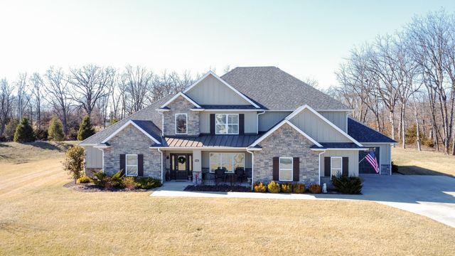 5602 N LIGHTPOST CT, Columbia, MO 65201