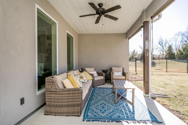 5602 N LIGHTPOST CT, Columbia, MO 65201