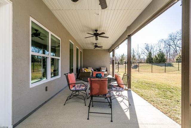 5602 N LIGHTPOST CT, Columbia, MO 65201