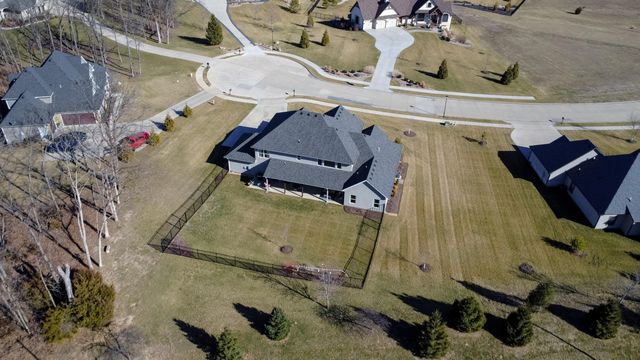 5602 N LIGHTPOST CT, Columbia, MO 65201