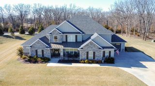 5602 N LIGHTPOST CT, Columbia, MO 65201