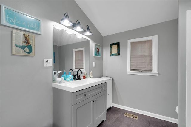115 May Street, Easley, SC 29640
