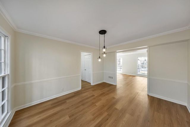 5112 Rocky Glen, Stone Mountain, GA 30088