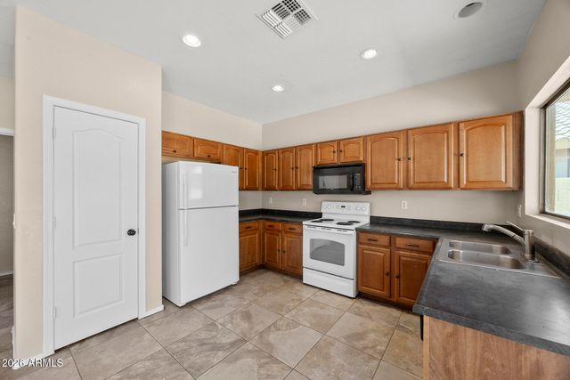 6917 S 50TH Glen, Laveen, AZ 85339