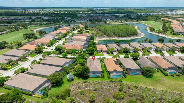 8879 Vaccaro CT, Naples, FL 34119