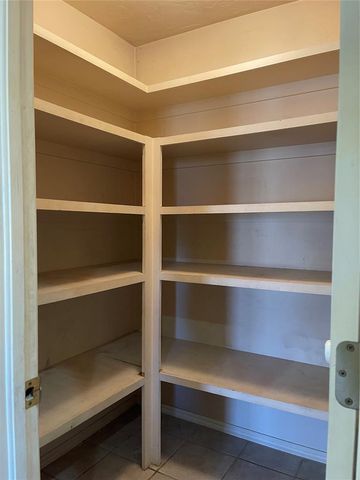 866 Harrison Street, Harrah, OK 73045