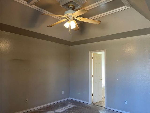 866 Harrison Street, Harrah, OK 73045