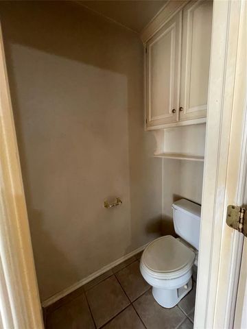 866 Harrison Street, Harrah, OK 73045