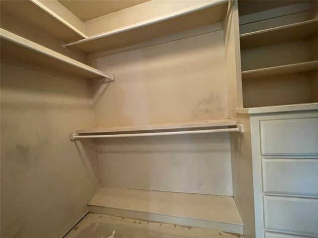 866 Harrison Street, Harrah, OK 73045