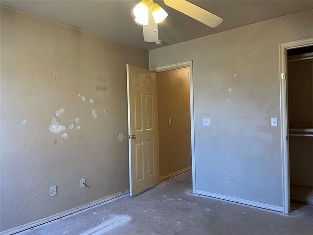 866 Harrison Street, Harrah, OK 73045