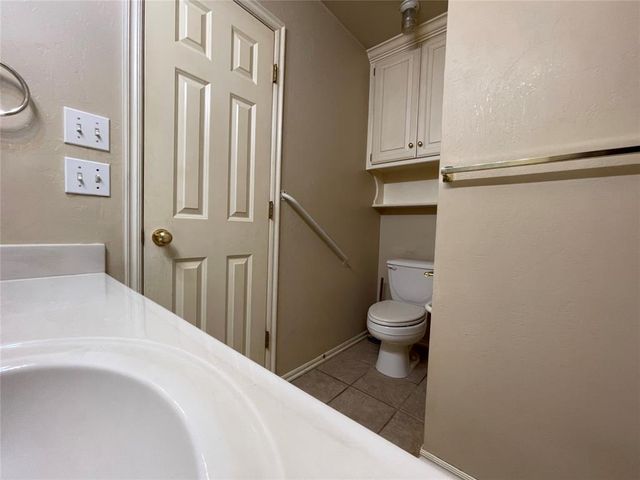 866 Harrison Street, Harrah, OK 73045