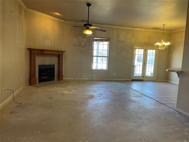 866 Harrison Street, Harrah, OK 73045