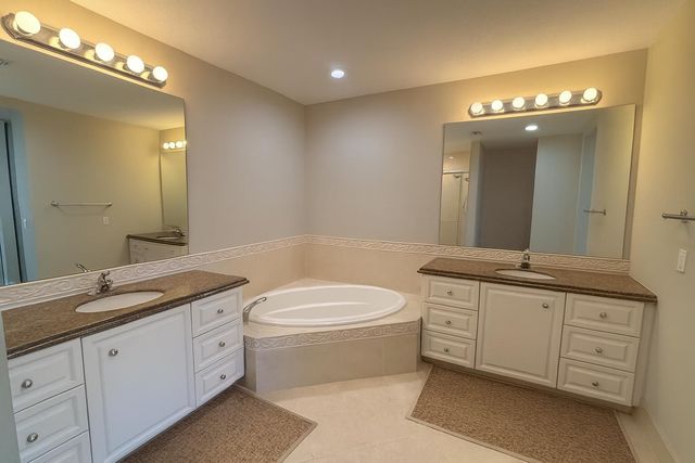 7 Harbour Isle Drive E 301, Fort Pierce, FL 34949