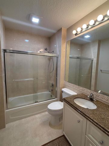 7 Harbour Isle Drive E 301, Fort Pierce, FL 34949