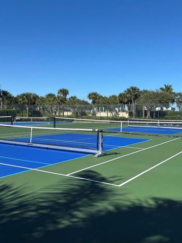 7 Harbour Isle Drive E 301, Fort Pierce, FL 34949