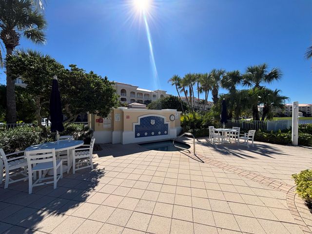 7 Harbour Isle Drive E 301, Fort Pierce, FL 34949