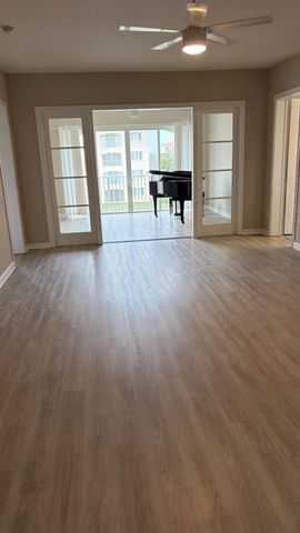 7 Harbour Isle Drive E 301, Fort Pierce, FL 34949