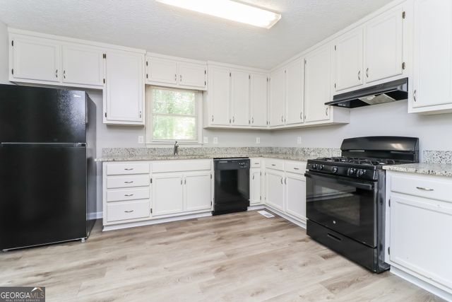 21 Willow Bend Drive, Hiram, GA 30141