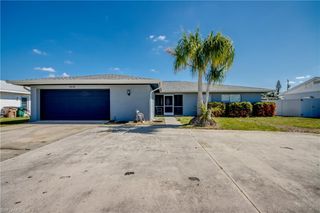 1131 SE 34th ST, Cape Coral, FL 33904