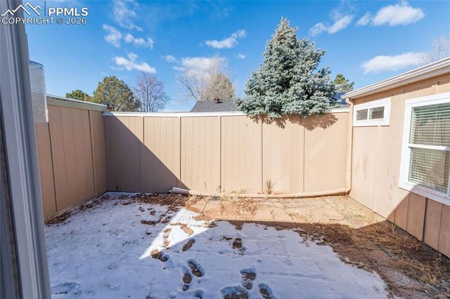 828 San Bruno Place, Colorado Springs, CO 80906