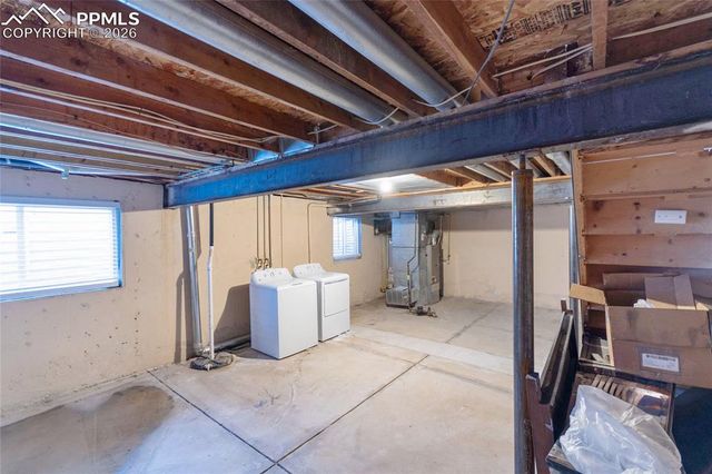 828 San Bruno Place, Colorado Springs, CO 80906