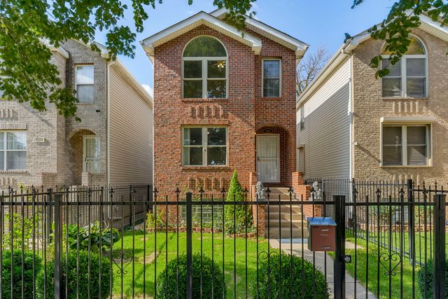 6852 S MICHIGAN Avenue, Chicago, IL 60619