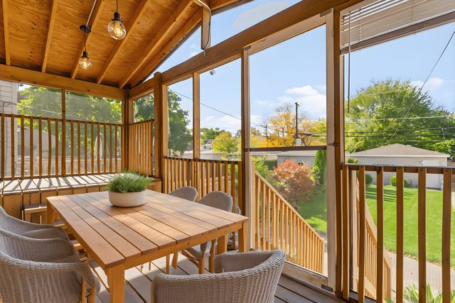 6852 S MICHIGAN Avenue, Chicago, IL 60619