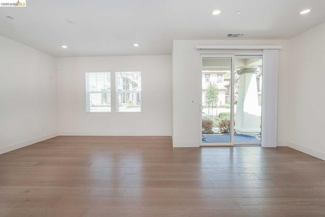 61101 Via Vicenza, San Ramon, CA 94583