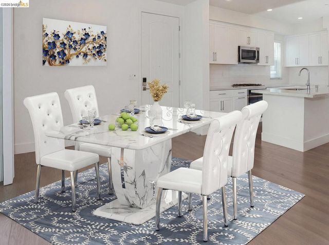 61101 Via Vicenza, San Ramon, CA 94583