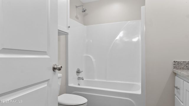 1025 Timber Trails Road, Breaux Bridge, LA 70517