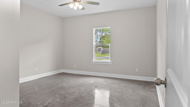 1025 Timber Trails Road, Breaux Bridge, LA 70517