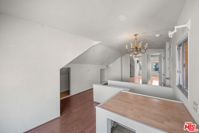 826 S Park View Street, Los Angeles, CA 90057