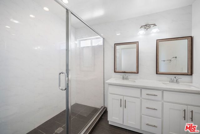 826 S Park View Street, Los Angeles, CA 90057