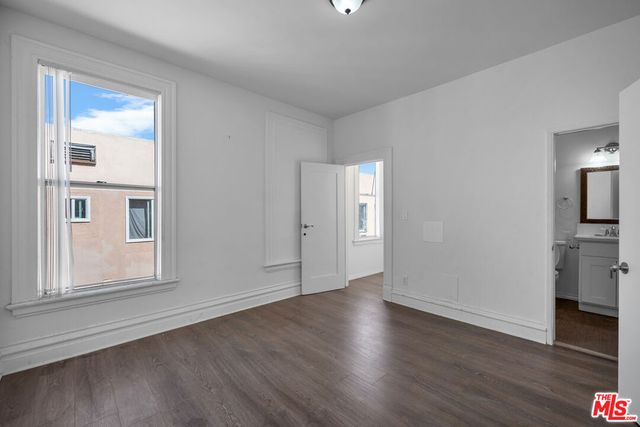 826 S Park View Street, Los Angeles, CA 90057