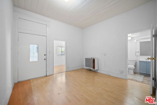 826 S Park View Street, Los Angeles, CA 90057