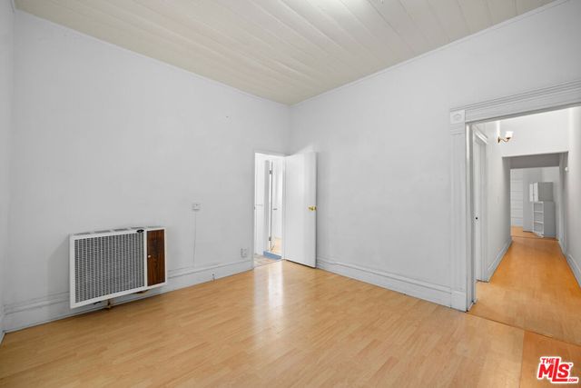 826 S Park View Street, Los Angeles, CA 90057