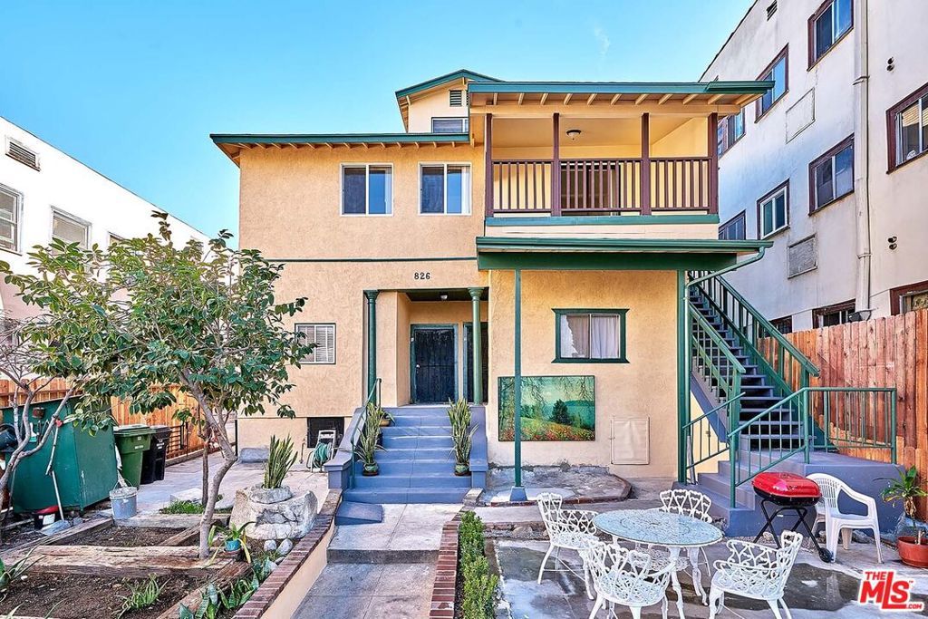 826 S Park View Street, Los Angeles, CA 90057