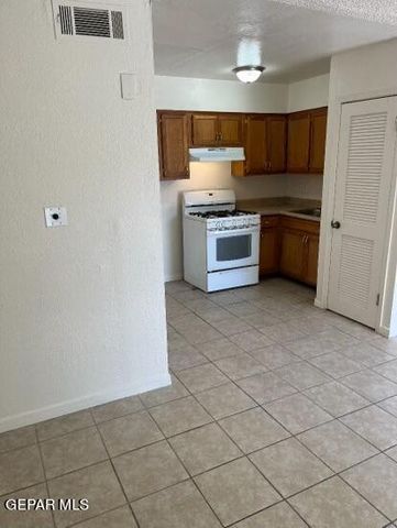 8919 NORTON Street 3, El Paso, TX 79904