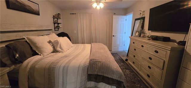 1812 NE 13th AVE, Cape Coral, FL 33909