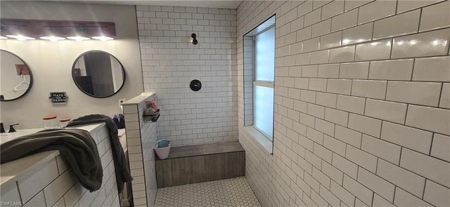 1812 NE 13th AVE, Cape Coral, FL 33909