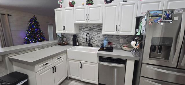 1812 NE 13th AVE, Cape Coral, FL 33909