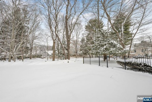 78 Woodmont Drive, Woodcliff Lake, NJ 07677