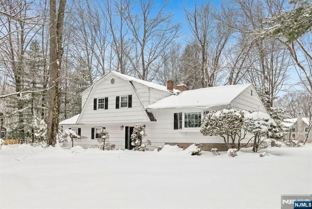 78 Woodmont Drive, Woodcliff Lake, NJ 07677