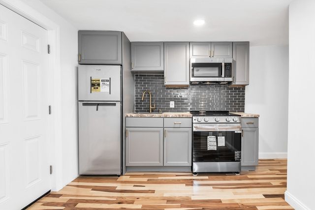 193 Appleton 3, Lowell, MA 01852