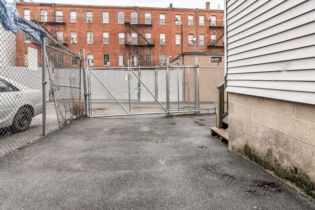 193 Appleton 3, Lowell, MA 01852
