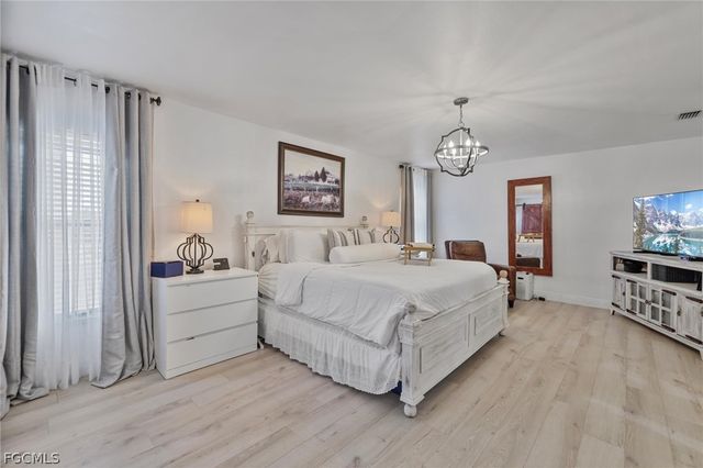 17304 Vagabond CIR, Punta Gorda, FL 33955